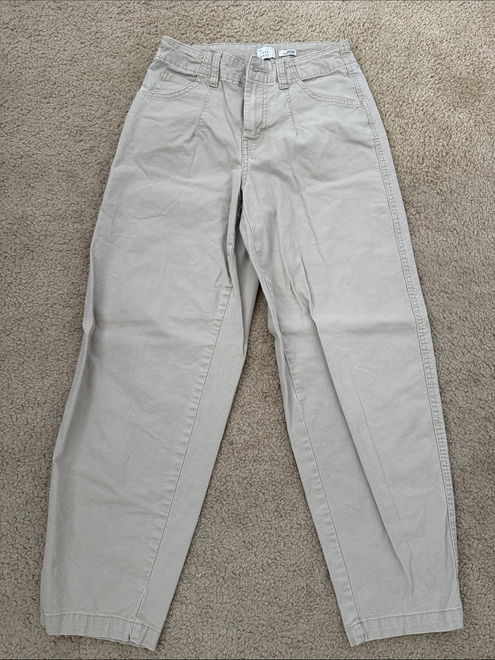a new day Women's Light Beige High-Rise Capris